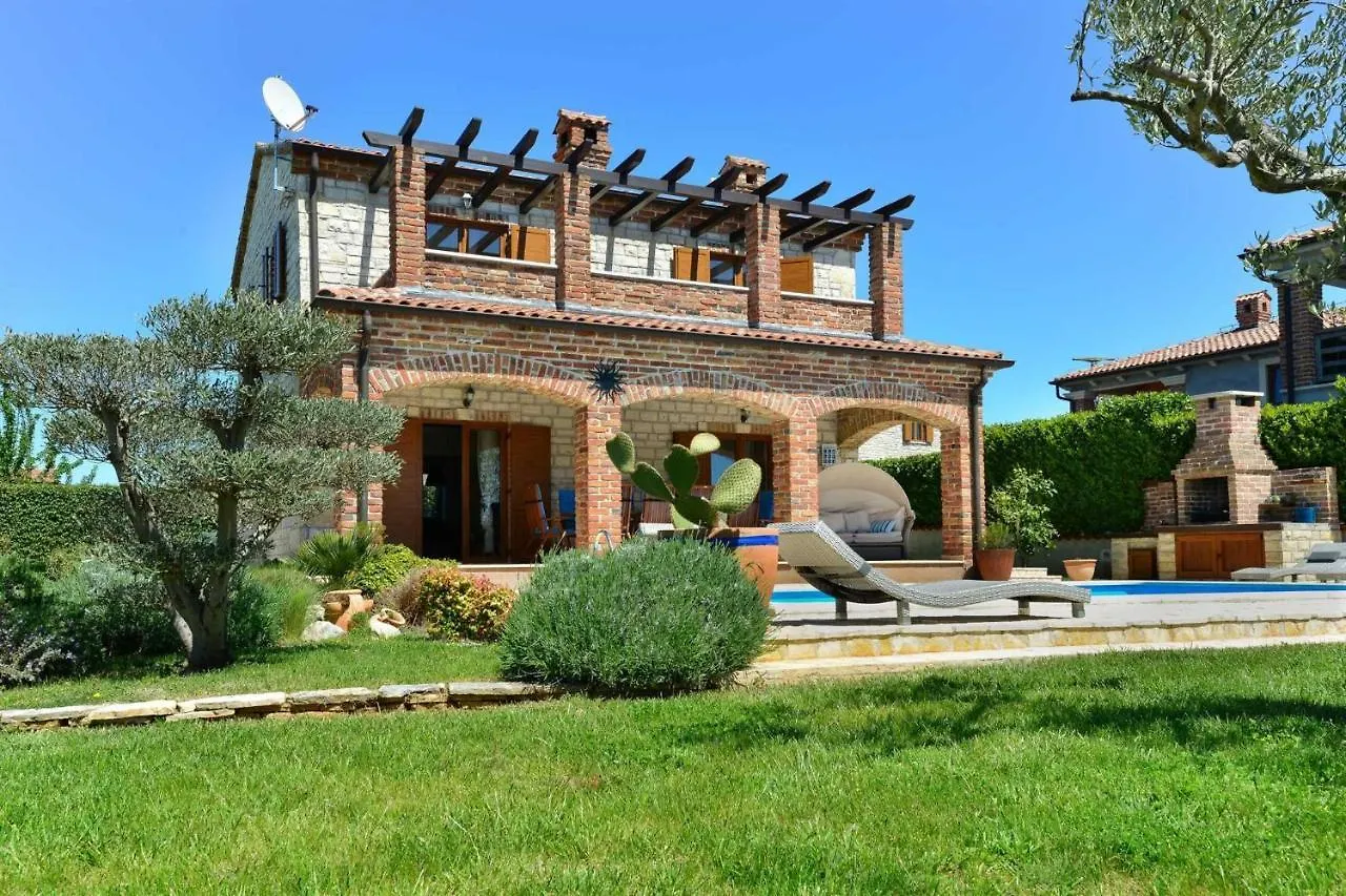 Villa Toscana Sole With Pool Svetvincenat Croatia