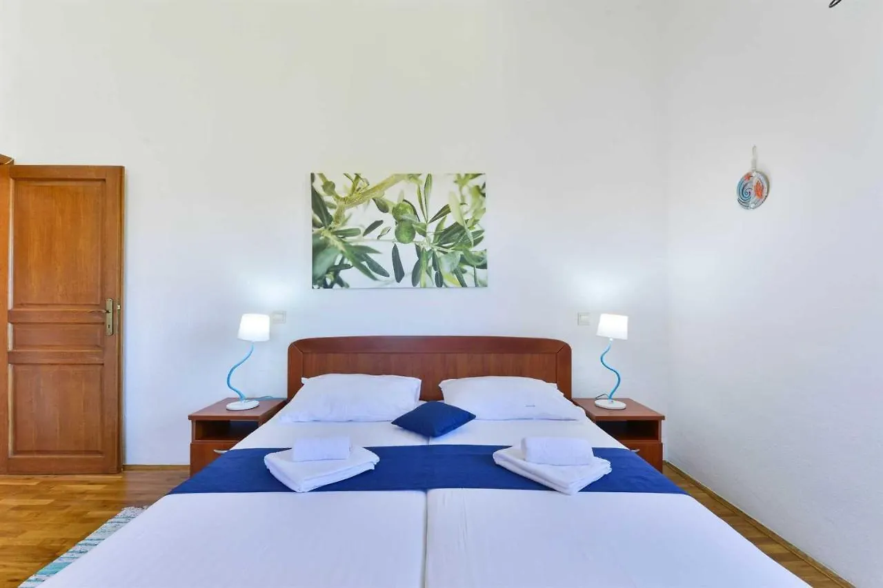 Villa Toscana Sole With Pool Svetvincenat